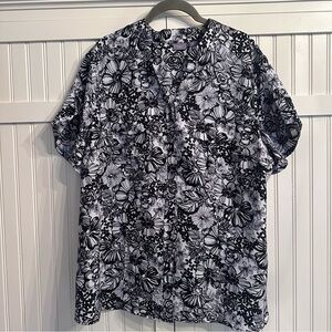 Laura Scott Black and White Floral Blouse